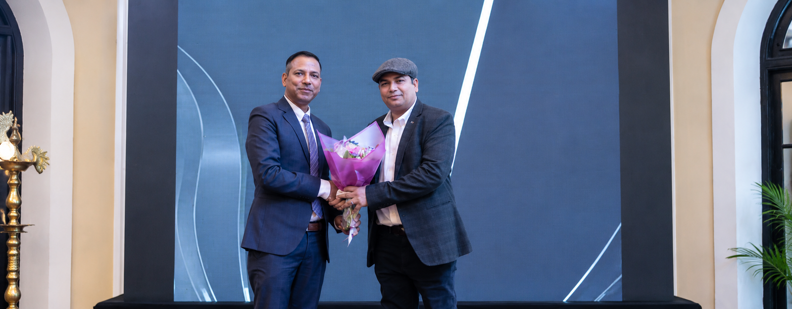 Dr. Vinod Sharma, memory trainer and Guinness World Record holder, receiving recognition at ASEAN Excellence Awards 2025 in Colombo, Sri Lanka during the launch of his book 36 Amazing Memory Tricks.